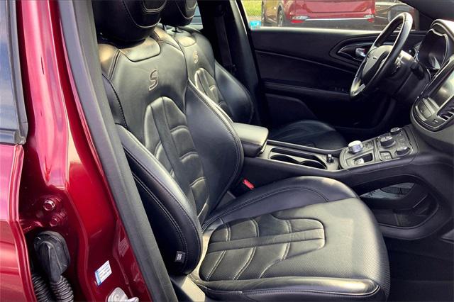 2016 Chrysler 200 S
