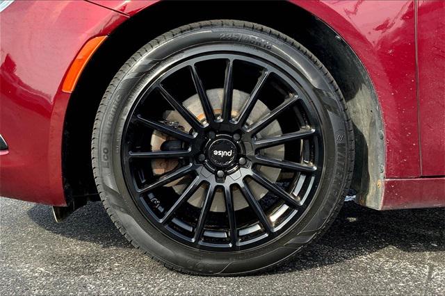 2016 Chrysler 200 S