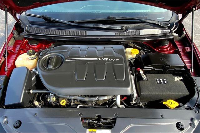 2016 Chrysler 200 S