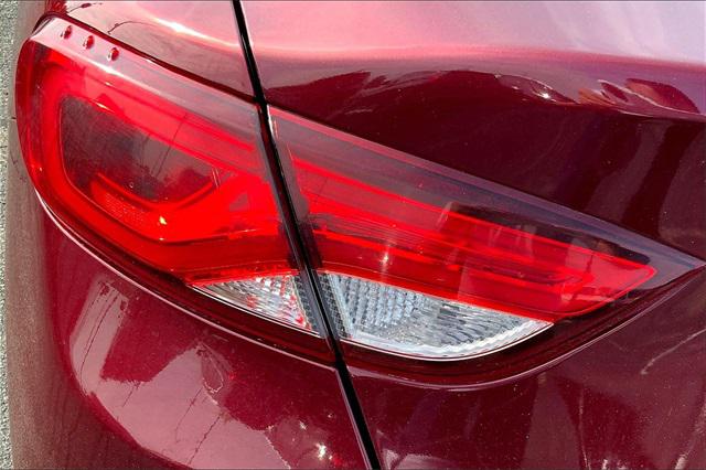 2016 Chrysler 200 S