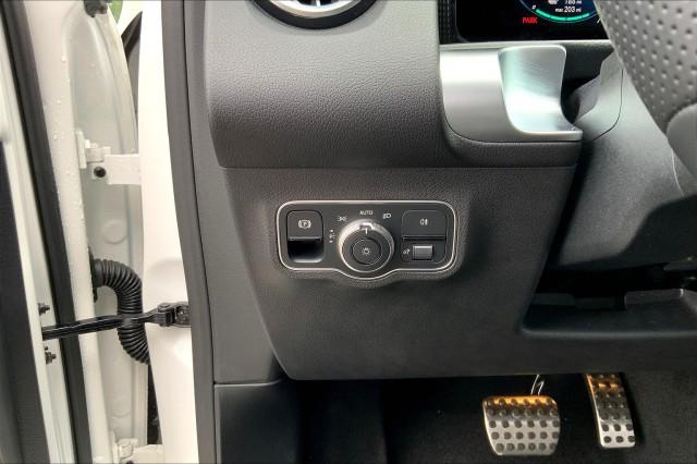 2023 Mercedes-Benz EQB 300 4MATIC