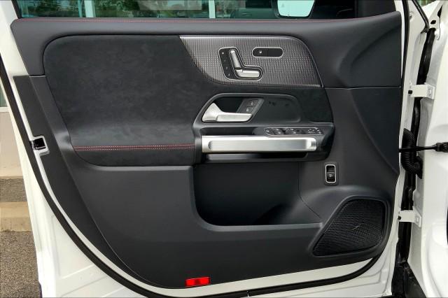 2023 Mercedes-Benz EQB 300 4MATIC