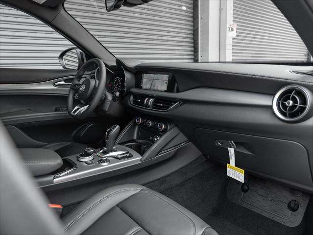 2024 Alfa Romeo Stelvio STELVIO Ti AWD