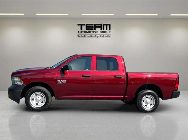 2023 RAM Ram 1500 Classic RAM 1500 CLASSIC TRADESMAN CREW CAB 4X4 57 BOX