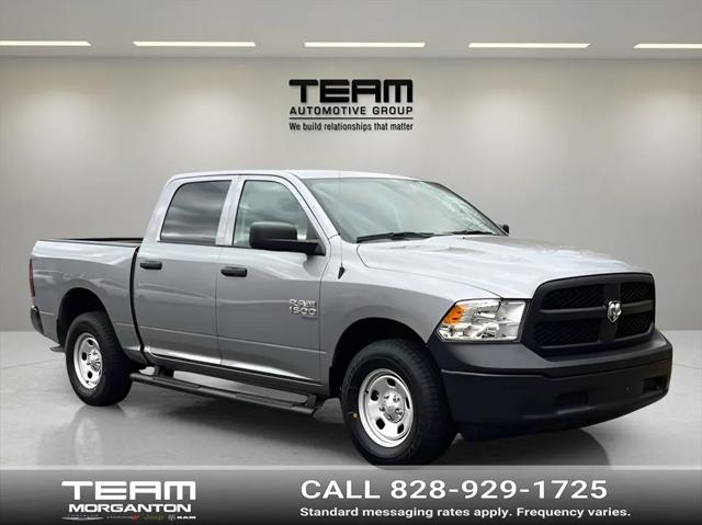 2023 RAM Ram 1500 Classic RAM 1500 CLASSIC TRADESMAN CREW CAB 4X4 57 BOX