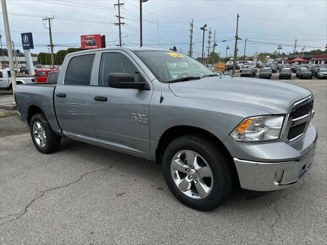 2023 RAM Ram 1500 Classic RAM 1500 CLASSIC TRADESMAN CREW CAB 4X4 57 BOX