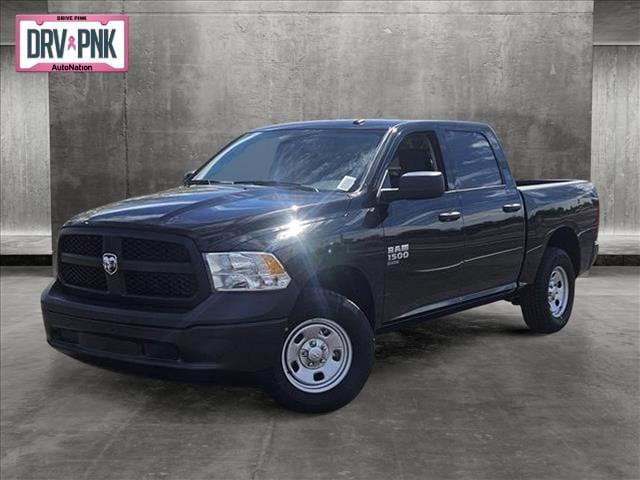 2023 RAM Ram 1500 Classic RAM 1500 CLASSIC TRADESMAN CREW CAB 4X4 57 BOX