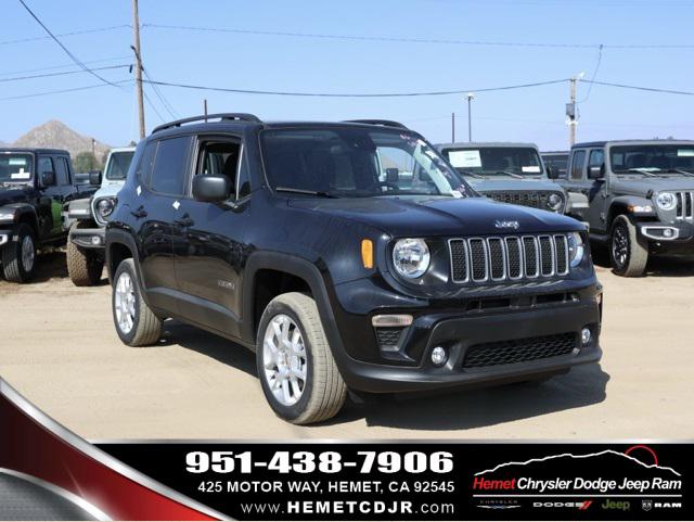2023 Jeep Renegade RENEGADE LATITUDE 4X4