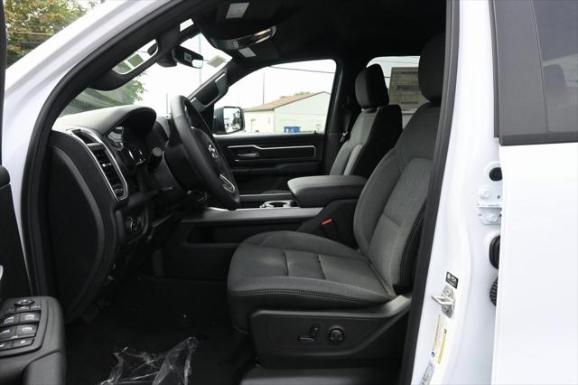 2024 RAM Ram 1500 RAM 1500 BIG HORN CREW CAB 4X4 57 BOX