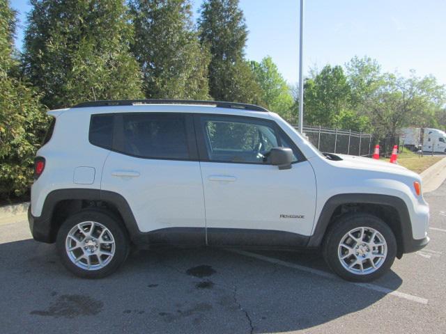 2023 Jeep Renegade RENEGADE LATITUDE 4X4