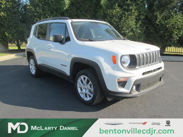 2023 Jeep Renegade RENEGADE LATITUDE 4X4