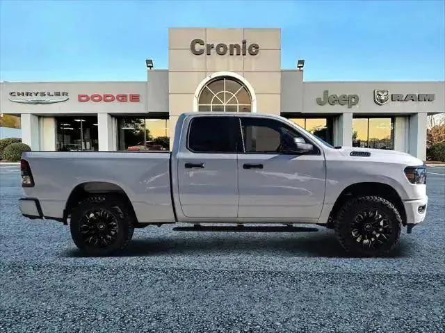 2024 RAM Ram 1500 RAM 1500 TRADESMAN QUAD CAB 4X4 64 BOX