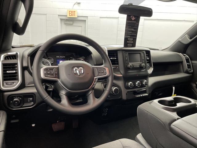 2024 RAM Ram 1500 RAM 1500 BIG HORN CREW CAB 4X4 57 BOX