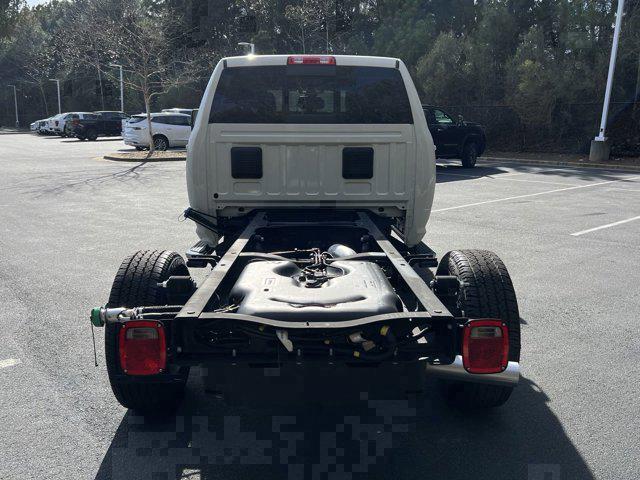 2023 RAM Ram 3500 Chassis Cab RAM 3500 LIMITED CREW CAB CHASSIS 4X4 60 CA