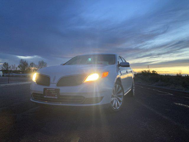 2014 Lincoln MKS Unknown