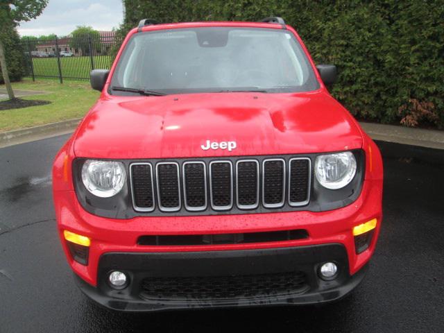 2023 Jeep Renegade RENEGADE LATITUDE 4X4