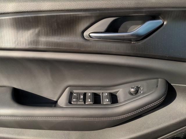2023 Jeep Grand Cherokee GRAND CHEROKEE LAREDO 4X4