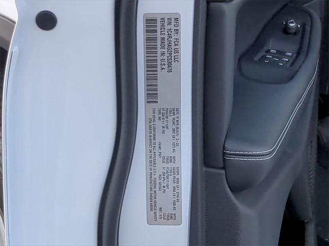 2023 Jeep Grand Cherokee GRAND CHEROKEE LAREDO 4X4