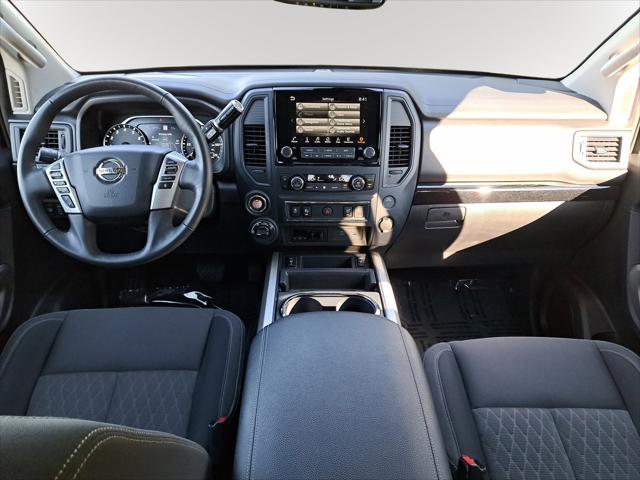 2022 Nissan TITAN Crew Cab SV 4x4