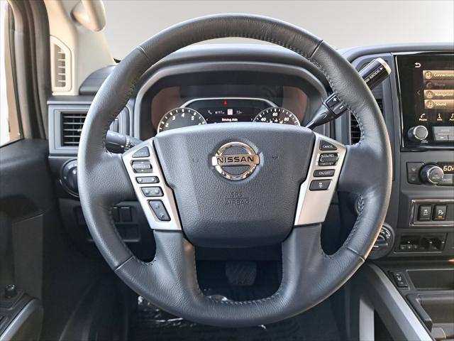 2022 Nissan TITAN Crew Cab SV 4x4