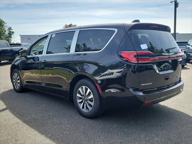 2023 Chrysler Pacifica Plug-In Hybrid PACIFICA PLUG-IN HYBRID TOURING L