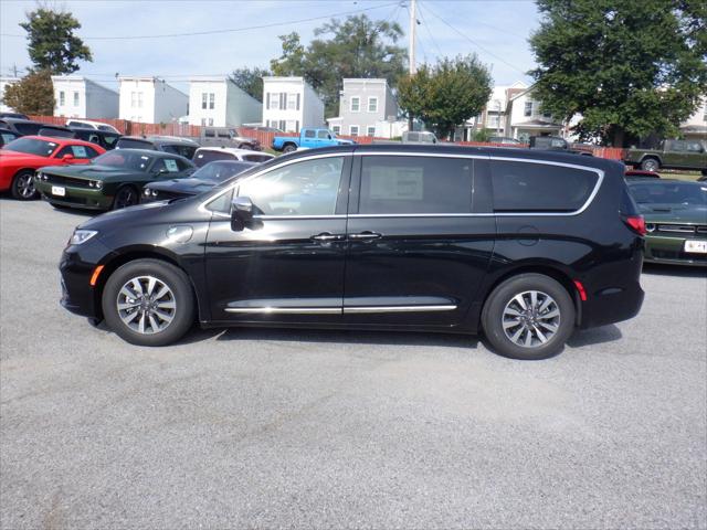 2023 Chrysler Pacifica Plug-In Hybrid PACIFICA PLUG-IN HYBRID LIMITED