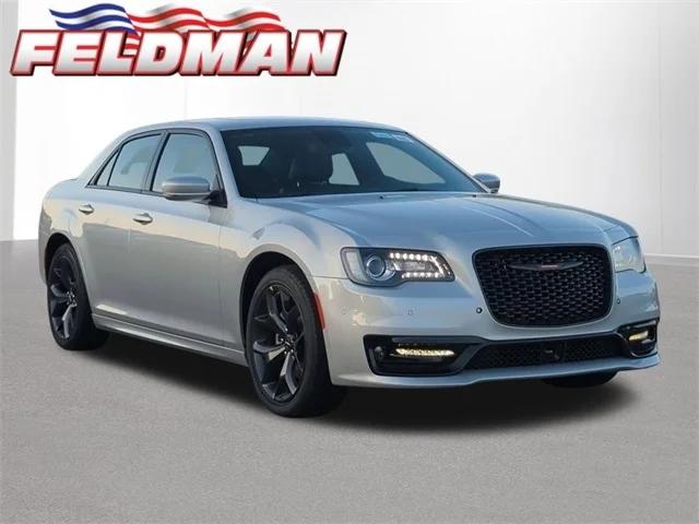 2023 Chrysler Chrysler 300 300S V8