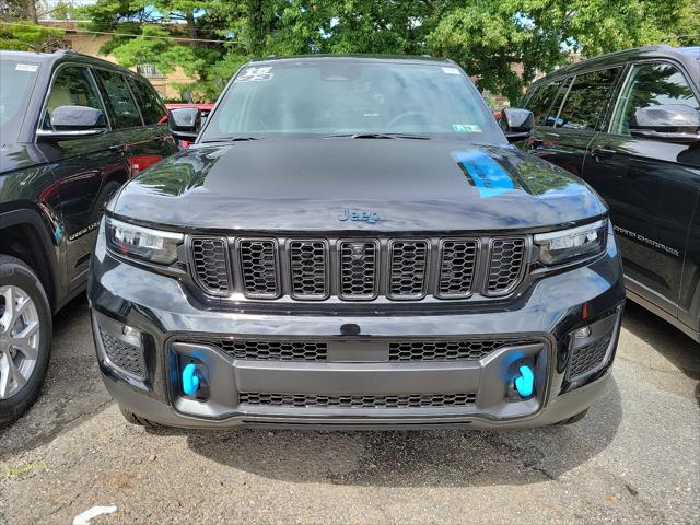 2023 Jeep Grand Cherokee Trailhawk