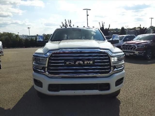 2024 RAM Ram 3500 RAM 3500 LIMITED LONGHORN CREW CAB 4X4 8 BOX