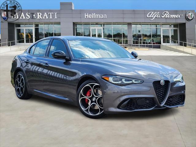 2024 Alfa Romeo Giulia GIULIA VELOCE RWD