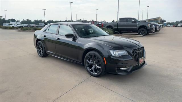 2023 Chrysler Chrysler 300 300 TOURING L RWD