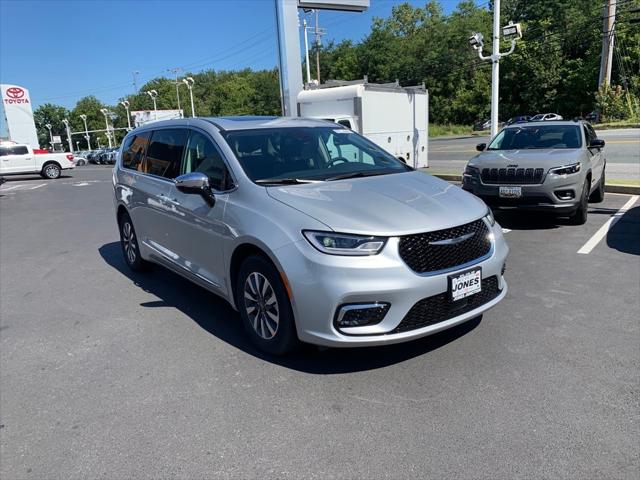 2023 Chrysler Pacifica Hybrid PACIFICA PLUG-IN HYBRID LIMITED