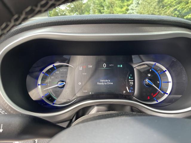 2023 Chrysler Pacifica Plug-In Hybrid PACIFICA PLUG-IN HYBRID TOURING L