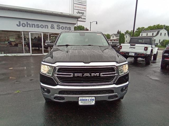 2020 RAM 1500 Big Horn Crew Cab 4x4 57 Box
