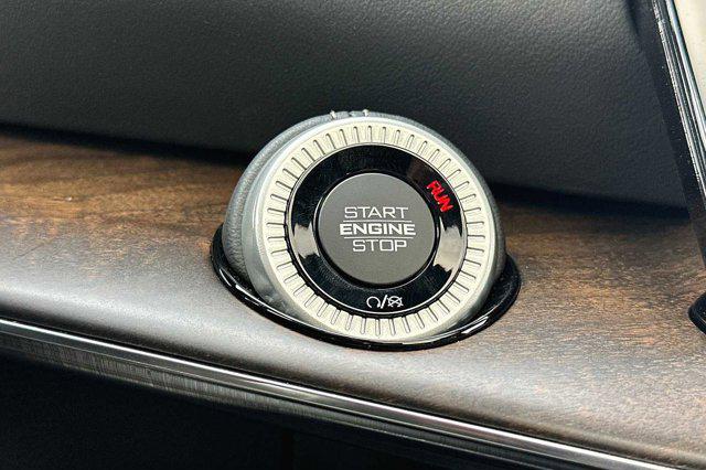 2023 Jeep Grand Wagoneer 4x4