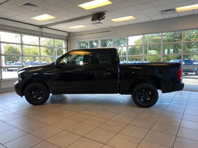 2023 RAM Ram 1500 Classic RAM 1500 CLASSIC TRADESMAN CREW CAB 4X4 57 BOX