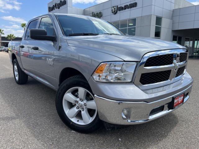 2023 RAM Ram 1500 Classic RAM 1500 CLASSIC TRADESMAN CREW CAB 4X4 57 BOX