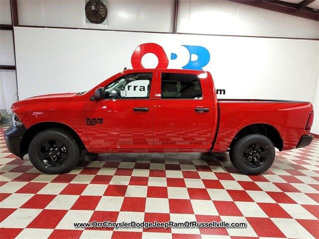 2023 RAM Ram 1500 Classic RAM 1500 CLASSIC TRADESMAN CREW CAB 4X4 57 BOX