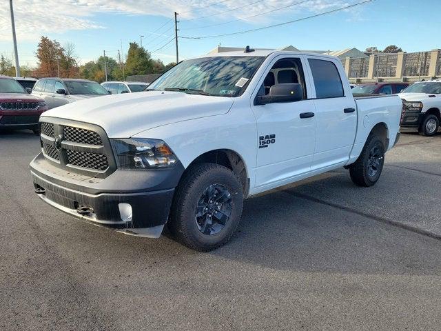 2023 RAM Ram 1500 Classic RAM 1500 CLASSIC TRADESMAN CREW CAB 4X4 57 BOX