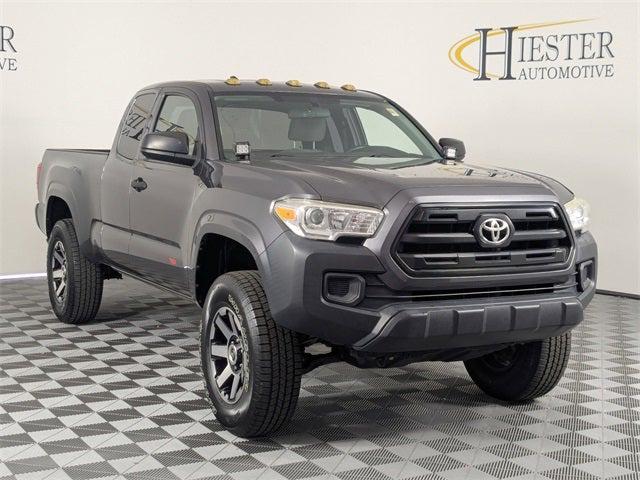 2016 Toyota Tacoma SR