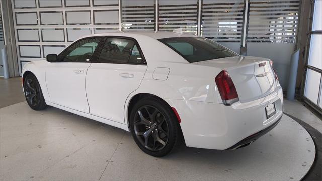 2021 Chrysler 300 300S
