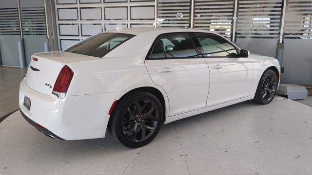 2021 Chrysler 300 300S