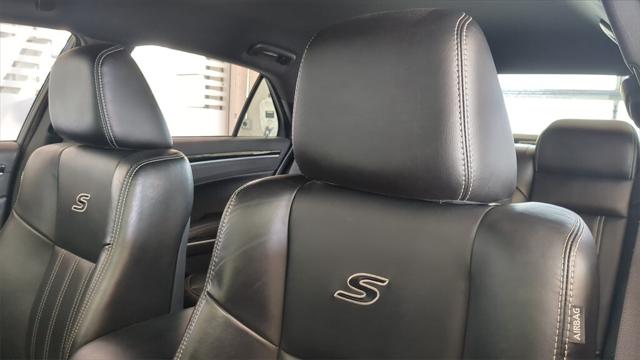 2021 Chrysler 300 300S