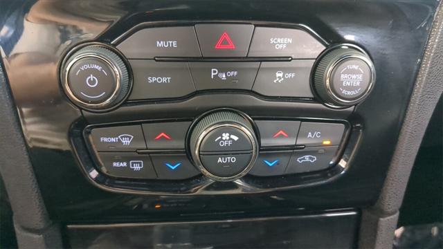 2021 Chrysler 300 300S