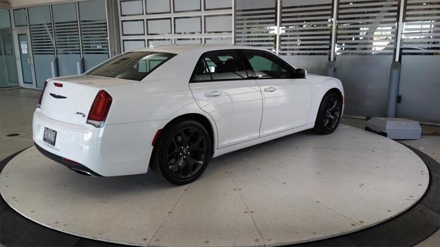 2021 Chrysler 300 300S