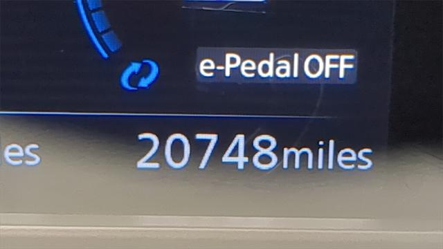 2021 Nissan LEAF SL PLUS 62 kWh