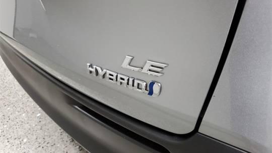 2021 Toyota Sienna LE
