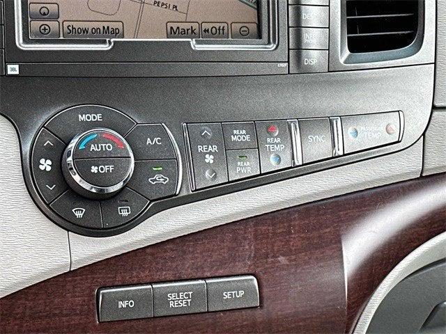 2011 Toyota Sienna XLE V6