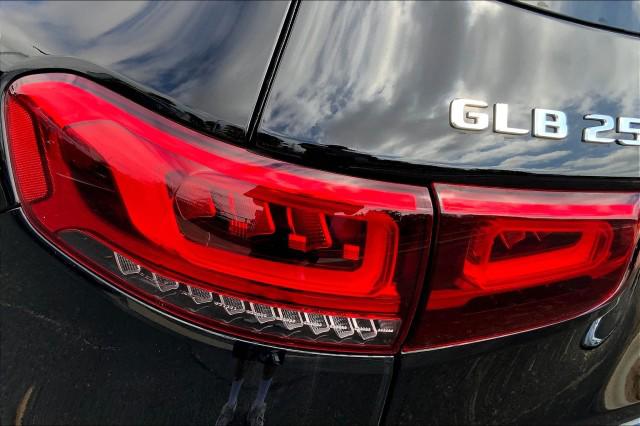 2023 Mercedes-Benz GLB 4MATIC