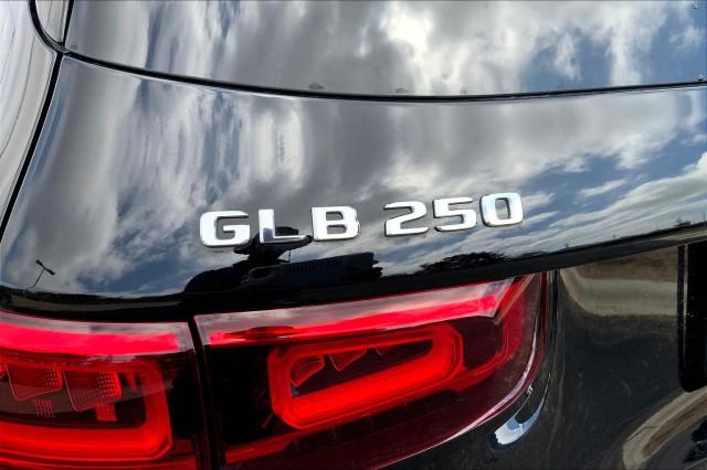 2023 Mercedes-Benz GLB 4MATIC